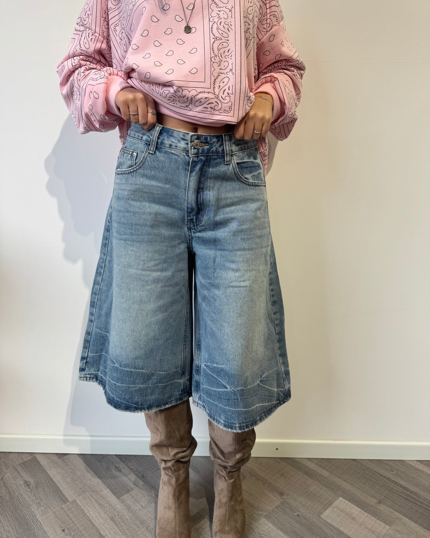 Bermuda in denim
