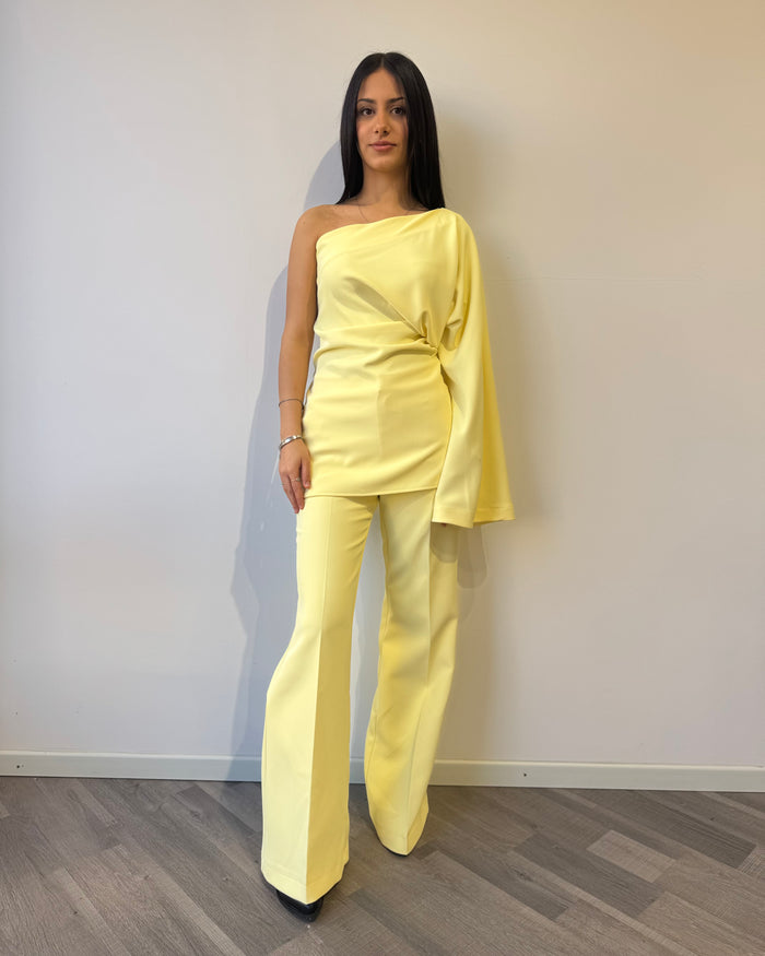 Blusa monospalla