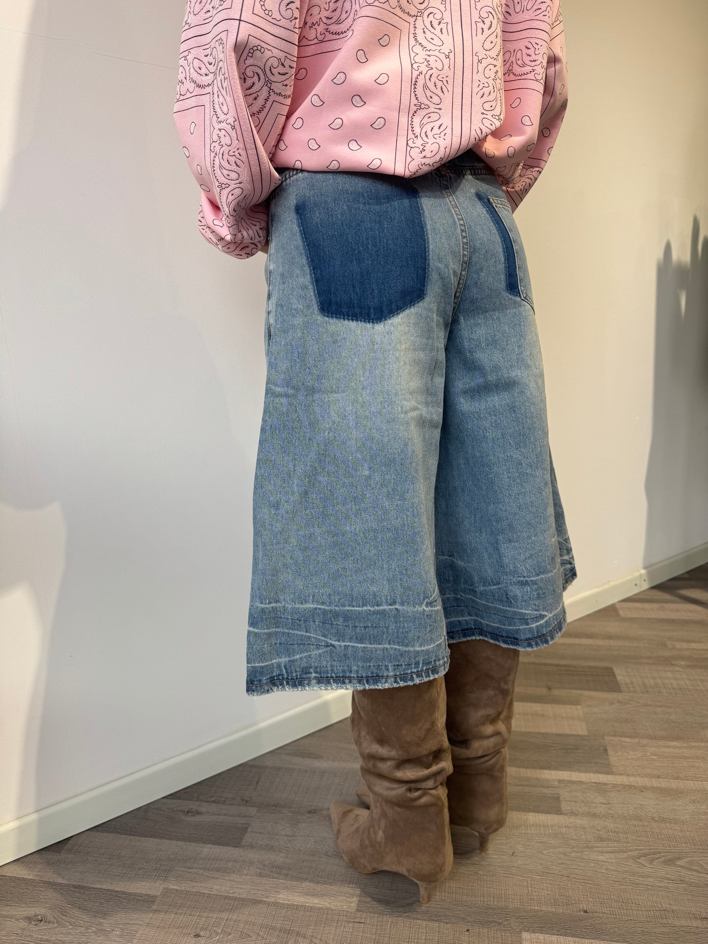 Bermuda in denim