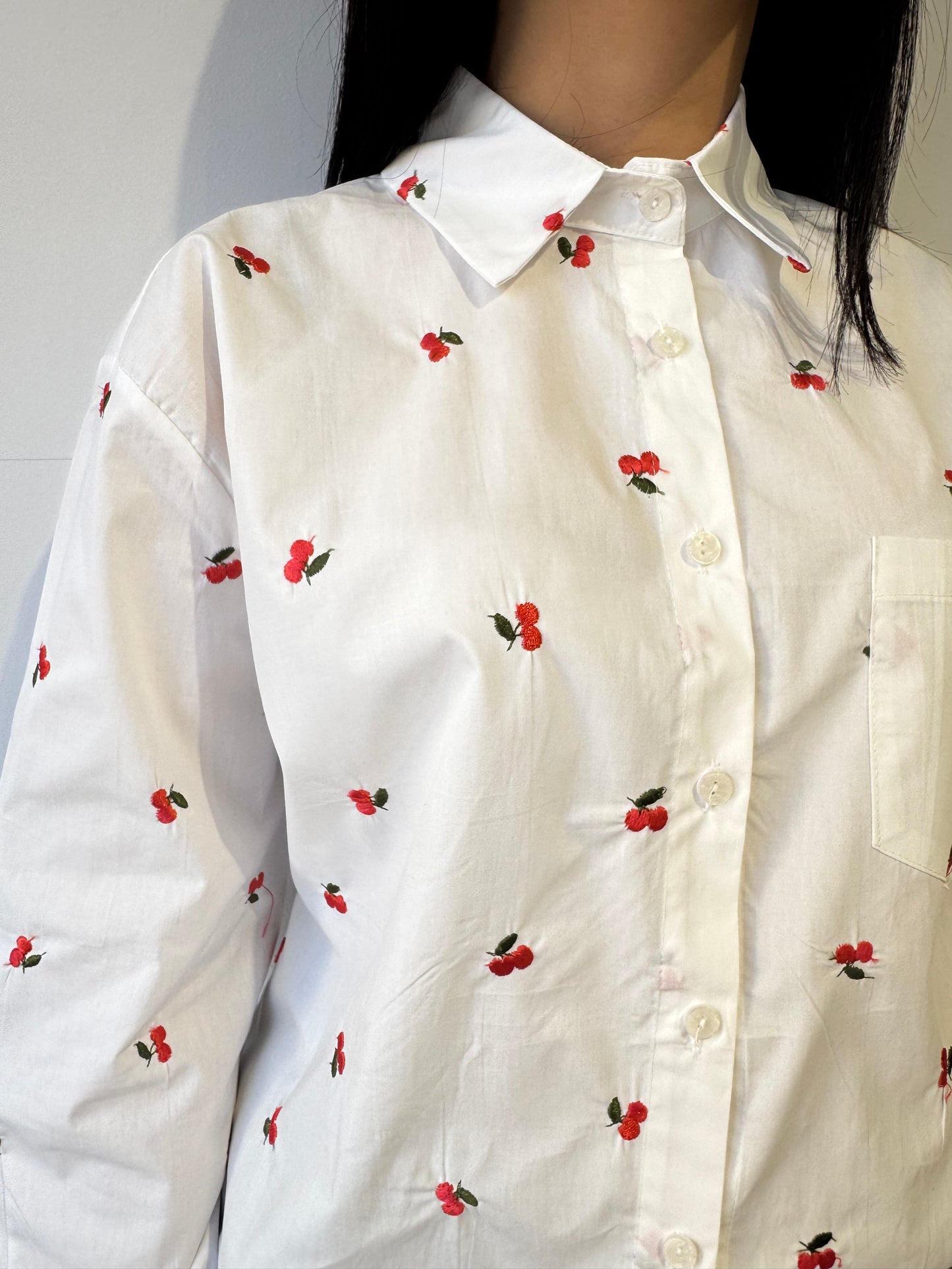 Camicia cherry bianca