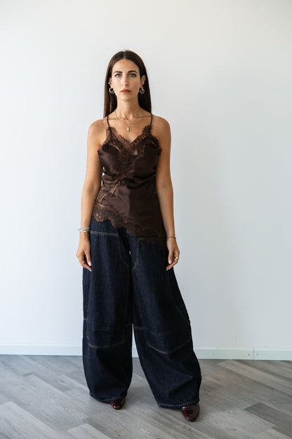 Top Satin Pizzo Asimmetrico